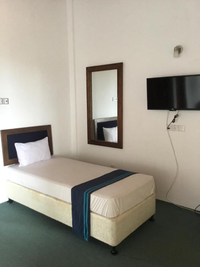 West Inn โคลอมโบ ภายนอก รูปภาพ