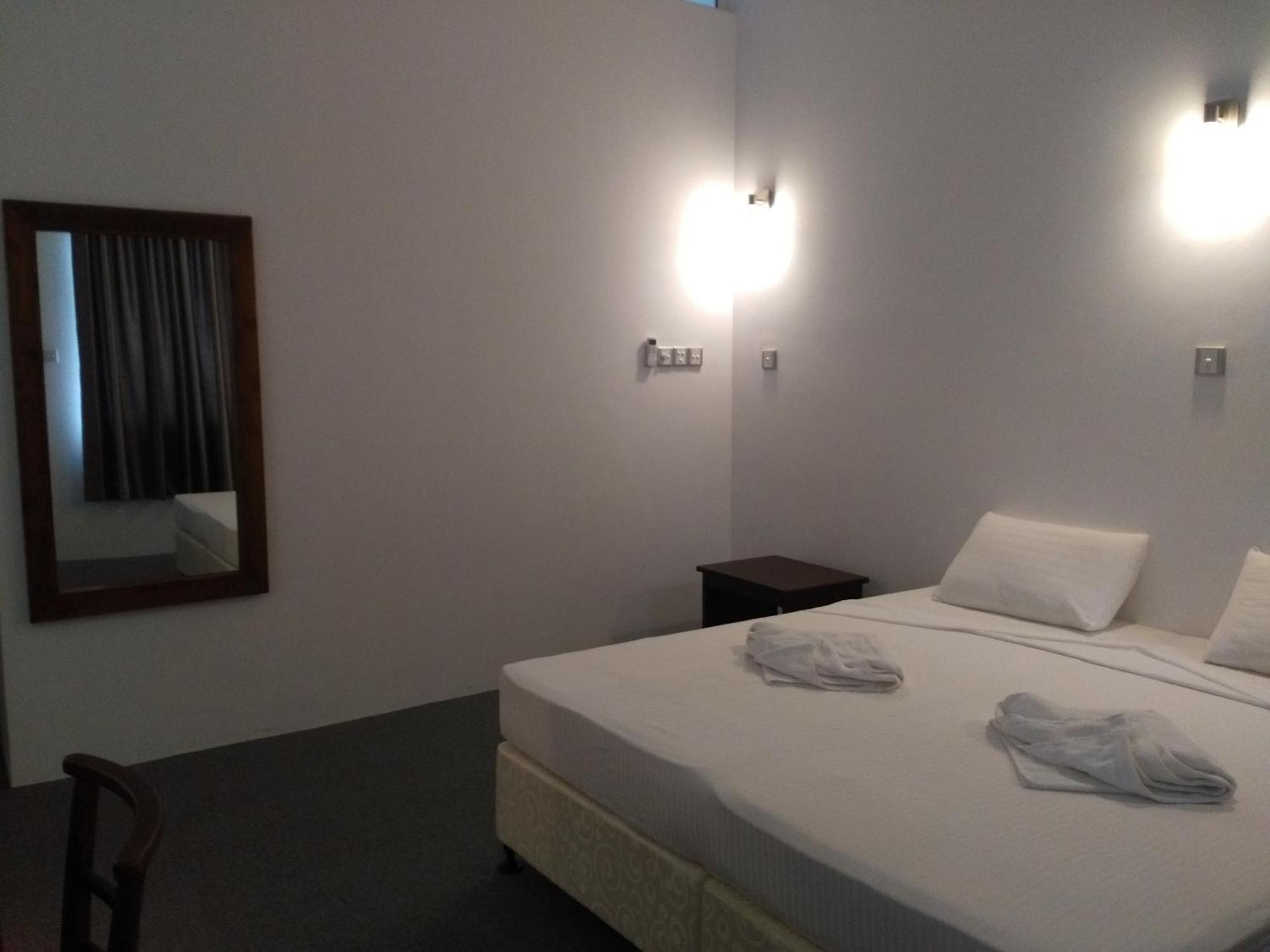 West Inn โคลอมโบ ภายนอก รูปภาพ