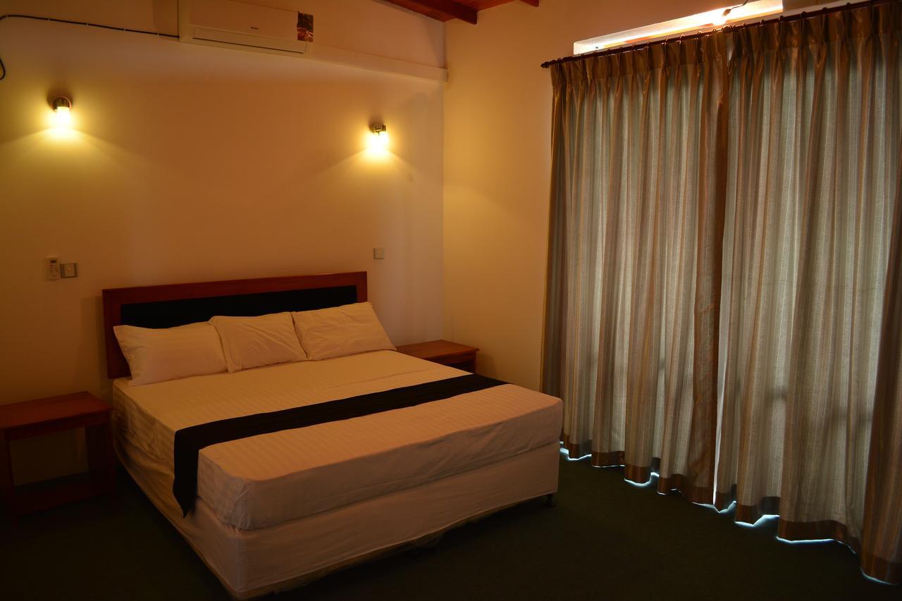 West Inn โคลอมโบ ภายนอก รูปภาพ