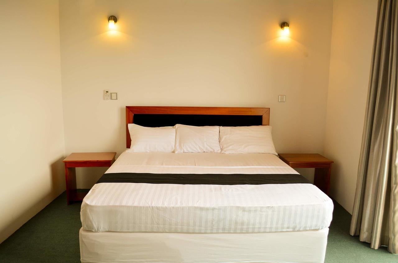 West Inn โคลอมโบ ภายนอก รูปภาพ